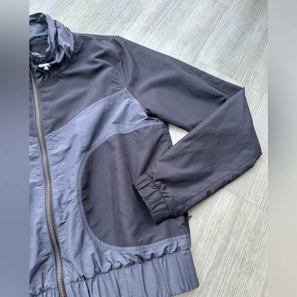 90 Degrees by Reflex Black and Gray Women’s Windbreaker Jacket  (medium) - Picture 5 of 12